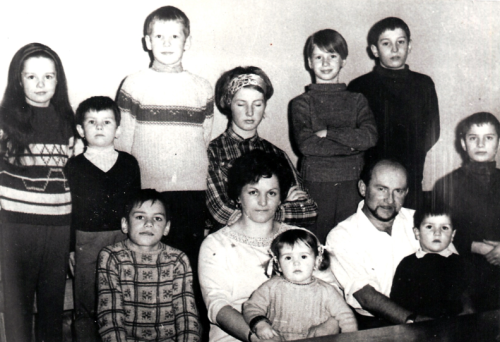 Fête des Mères du 26 mai 1968 : remise de la Médaille d'Or de la Famille Française